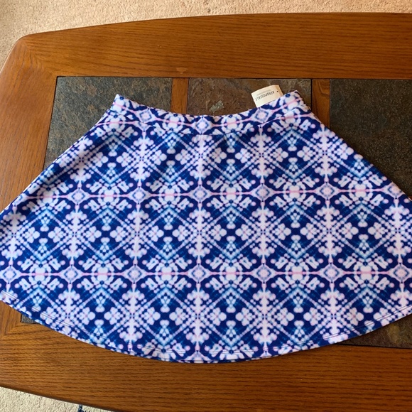 Aeropostale Dresses & Skirts - Aeropostale Printed Mini Skirt Size M 